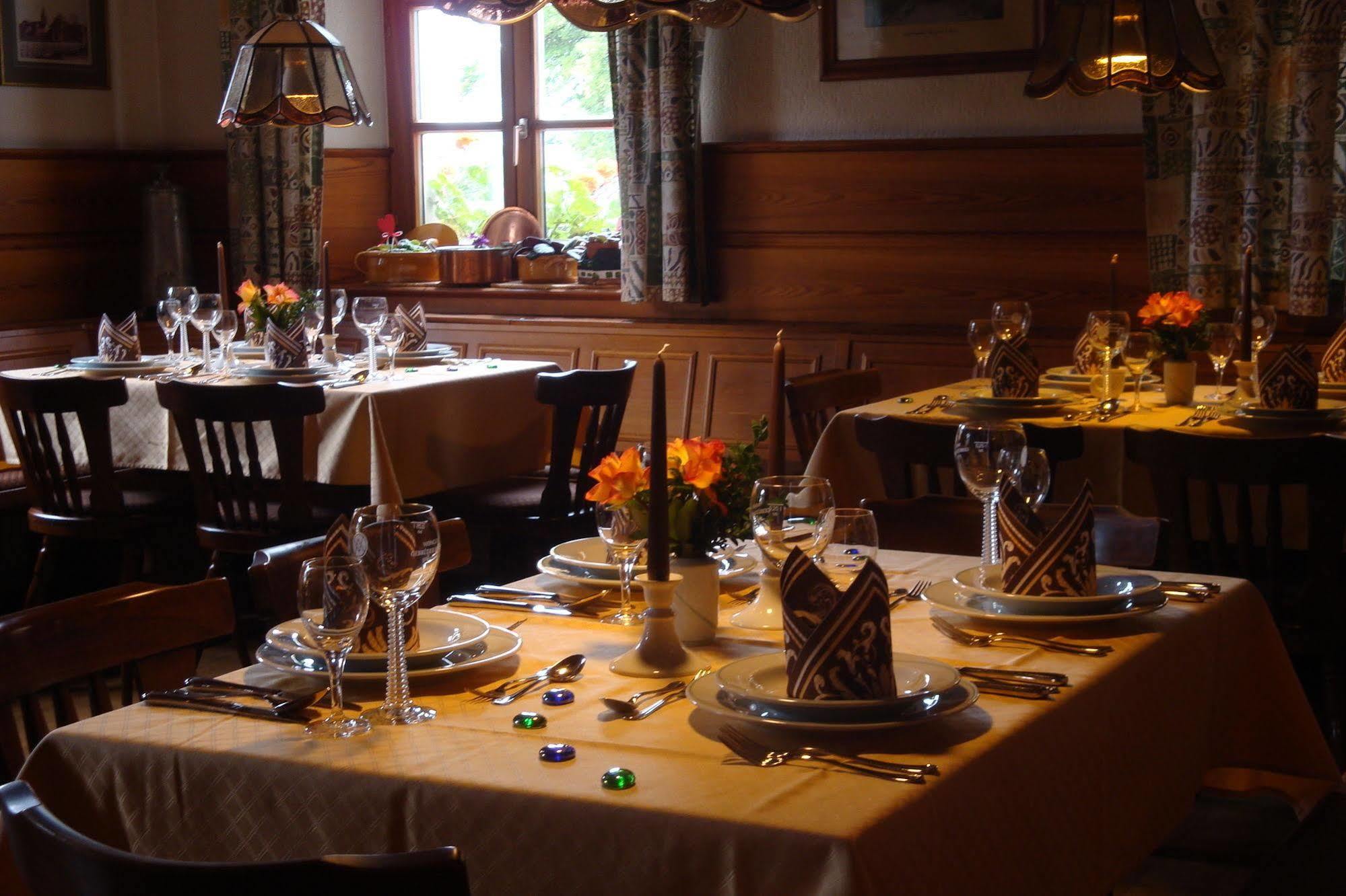 Hotel Restaurant Zur Windmühle 3*